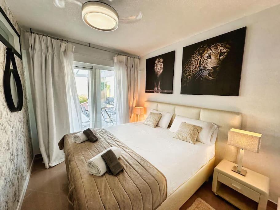 Apartment New Atico De Lujo Benalbeach Jacuzzi