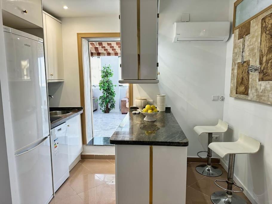 New Atico De Lujo Benalbeach Jacuzzi Apartment *