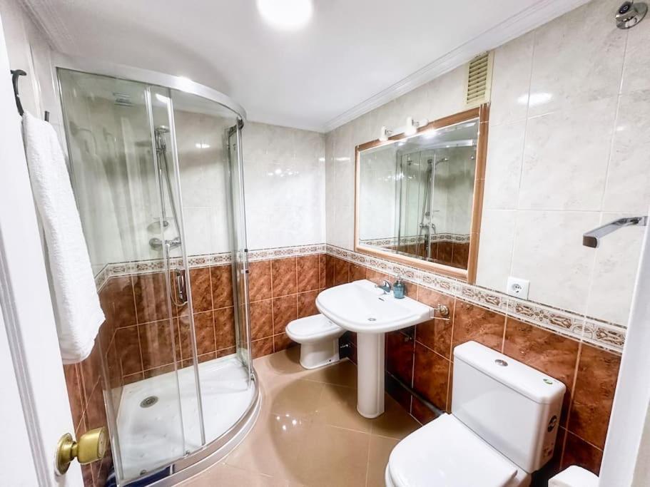 Apartment New Atico De Lujo Benalbeach Jacuzzi