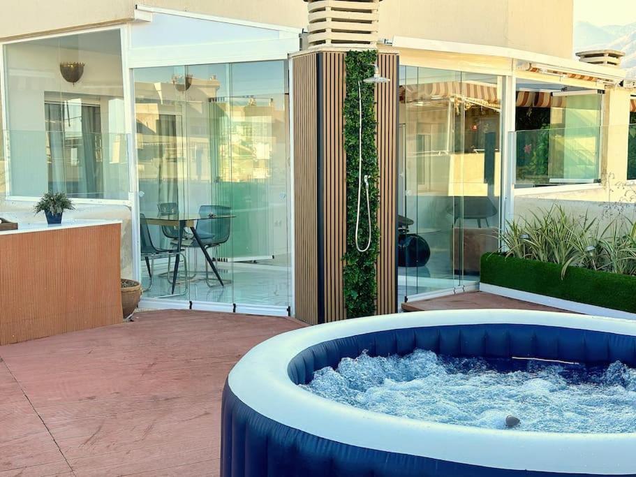 New Atico De Lujo Benalbeach Jacuzzi Apartment