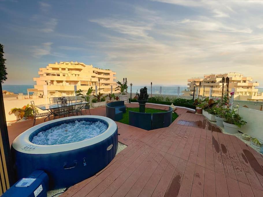 New Atico De Lujo Benalbeach Jacuzzi *